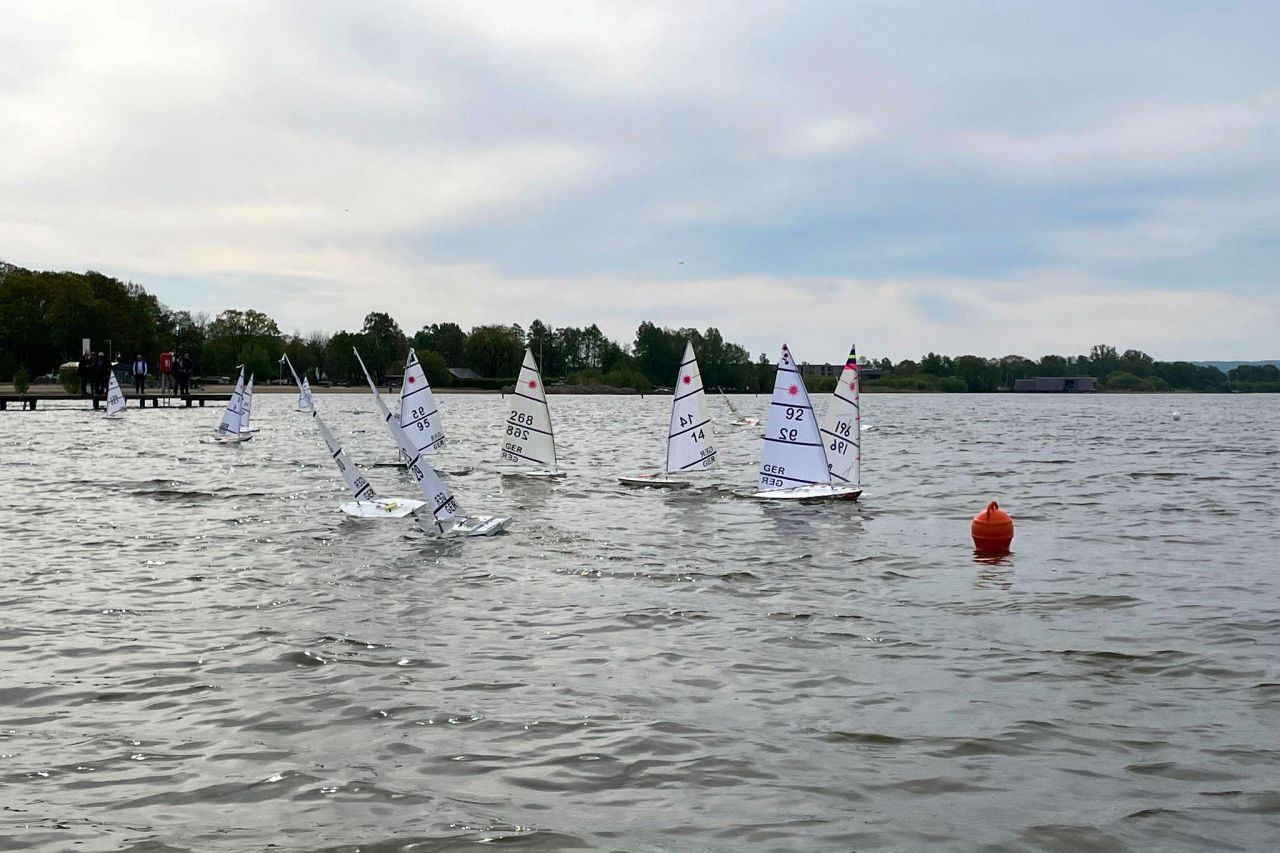 IDM RC Laser